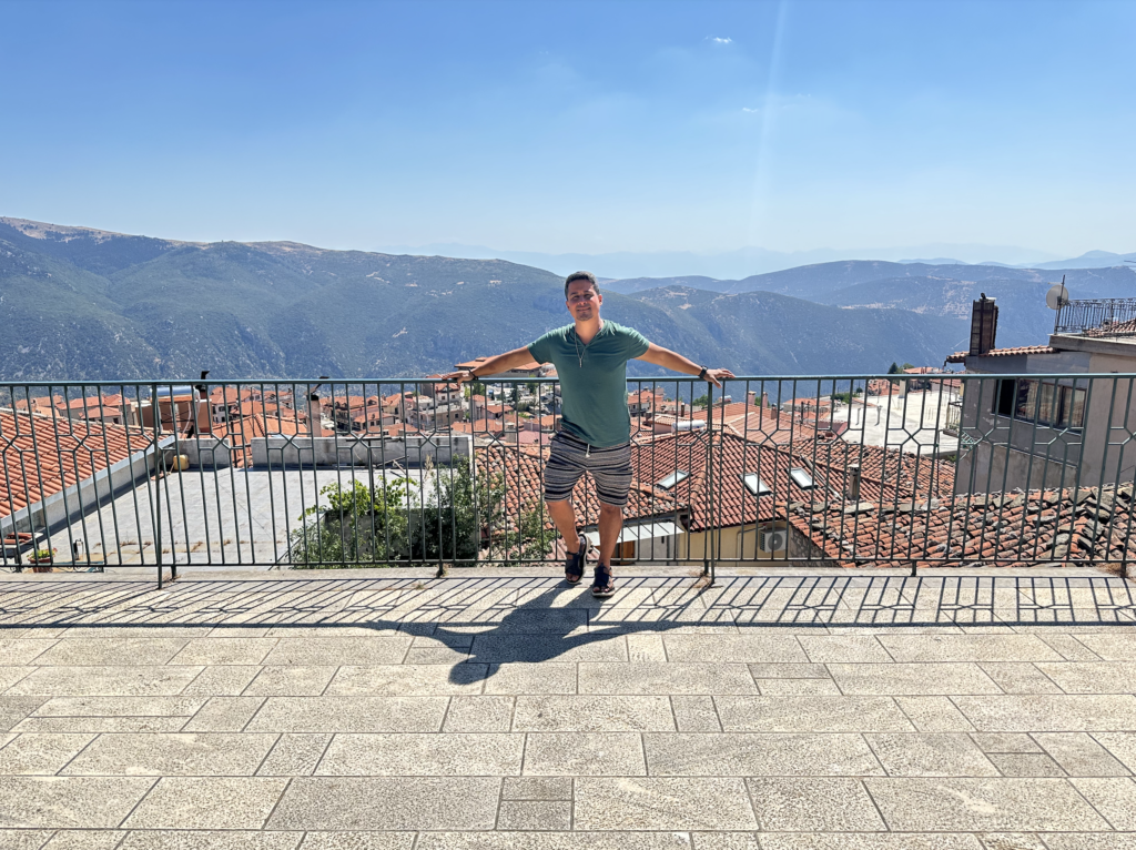 visitando arachova en grecia